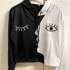 White and black sweater . Cropped sweater XL